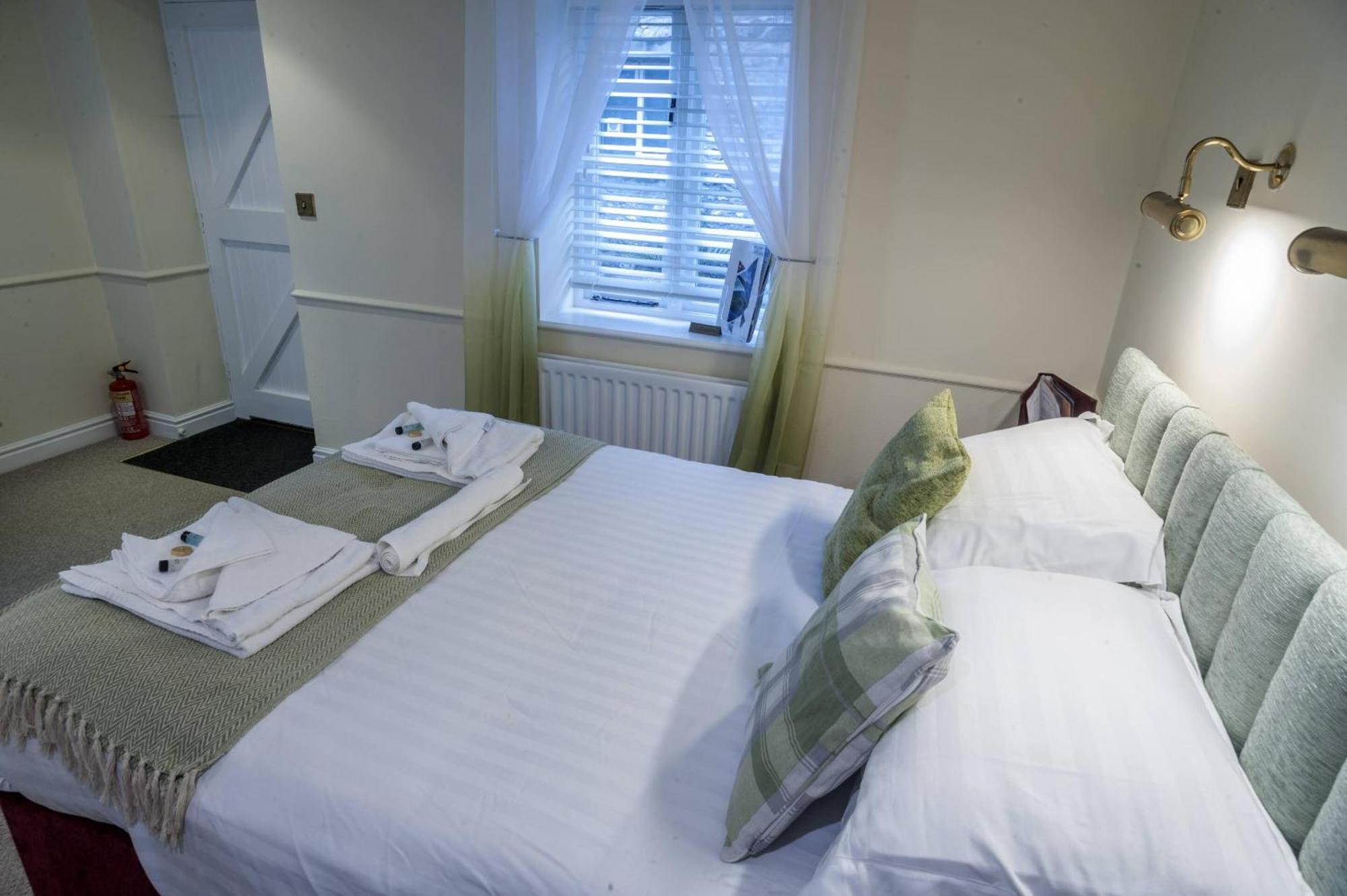 Shakespeare Inn Kendal Esterno foto